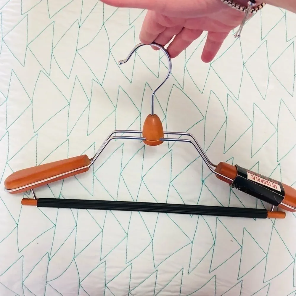 ‎NWT: Metropolis Deluxe Coat & Suit Hanger